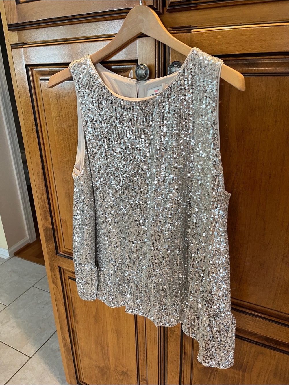 Vineyard Vines Silver Sequin Sleeveless Asymmetrical Camisole